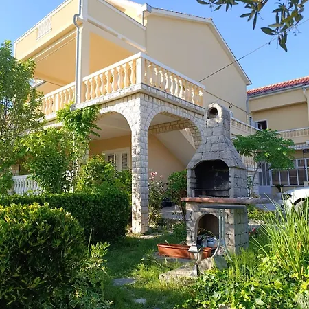 Haus Maja Daire